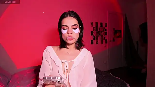 nightfloatt online show from February 6, 2026, 6:15 pm