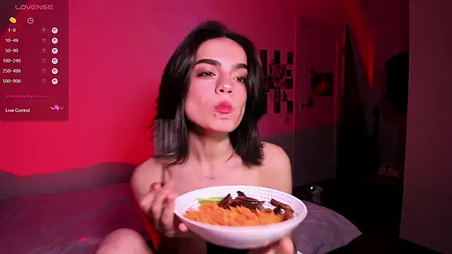 nightfloatt online show from February 8, 2026, 8:39 pm