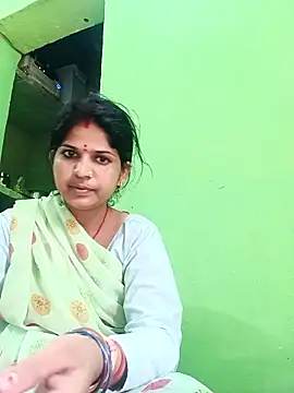 Karishma cute online show from December 1, 2025, 9:32 am