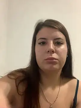 MiraCastellon online show from November 12, 2025, 11:47 am