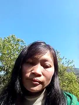 Snapshot of siusiu-00 chatting on February 6, 2026, 5:25 am siusiu-00 online show from February 6, 2026, 5:25 am