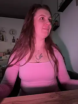 Amy  Leee  online show from February 20, 2026, 3:03 pm