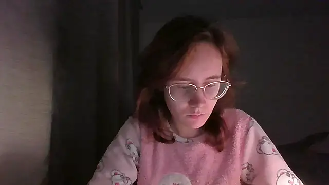 LuckySLove online show from January 8, 2026, 7:42 pm