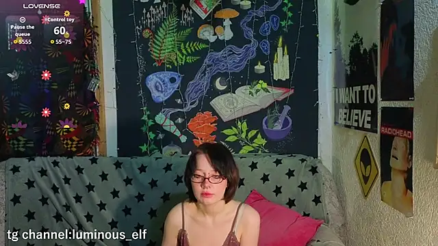 ReincarnatedAngel online show from January 12, 2026, 6:36 pm