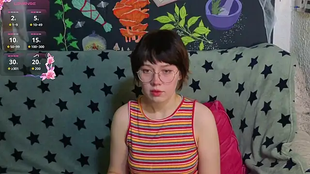 ReincarnatedAngel online show from November 15, 2025, 9:30 pm