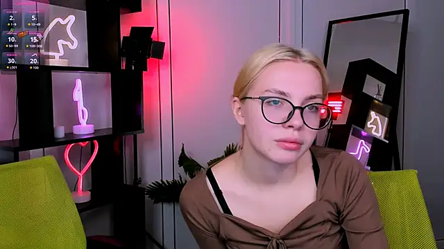 sendi cais online show from November 12, 2025, 7:23 am