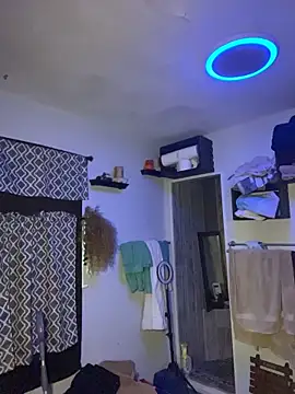 queenkelly1234 online show from November 19, 2025, 7:14 pm