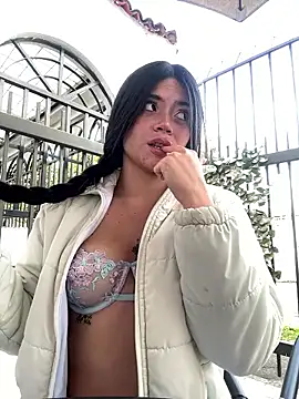 PamelaJonsom  online show from January 13, 2026, 12:42 pm