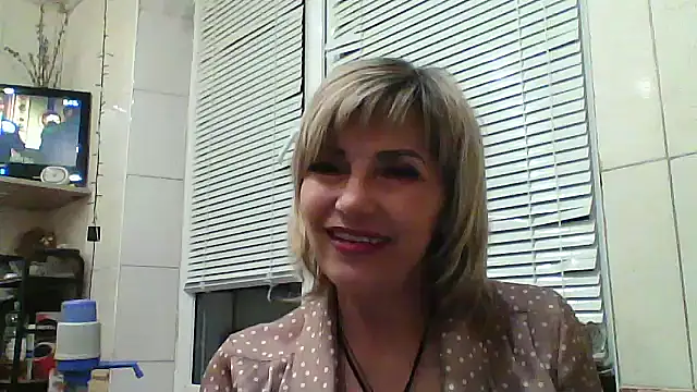 Lia Ray online show from October 15, 2025, 6:38 pm