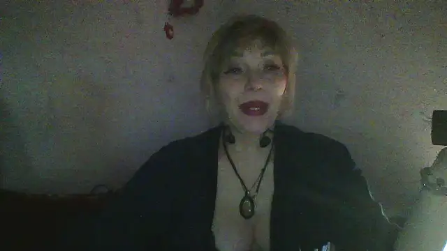 Lia Ray online show from January 7, 2026, 8:47 pm