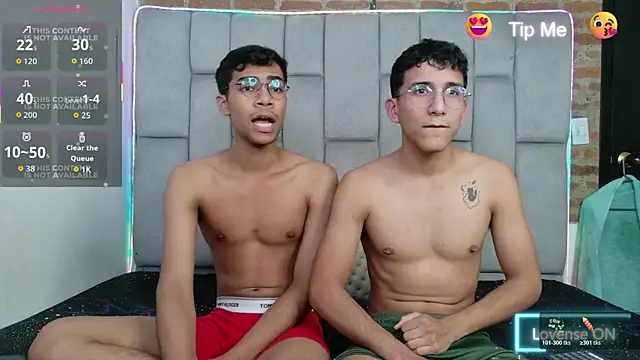 Desire4Duo online show from January 11, 2026, 9:22 pm