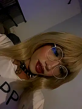 Cute Aleja online show from November 2, 2025, 5:12 am