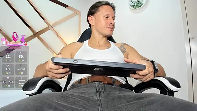 Justin valverde online show from March 11, 2026, 7:41 pm