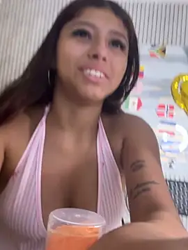 dafne17  online show from June 21, 2026, 9:26 am