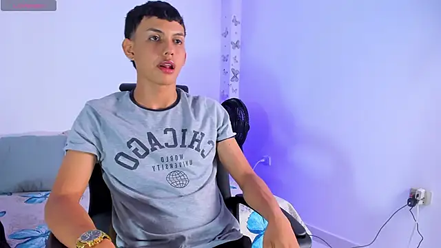 Axel Cody  online show from October 17, 2025, 2:04 am