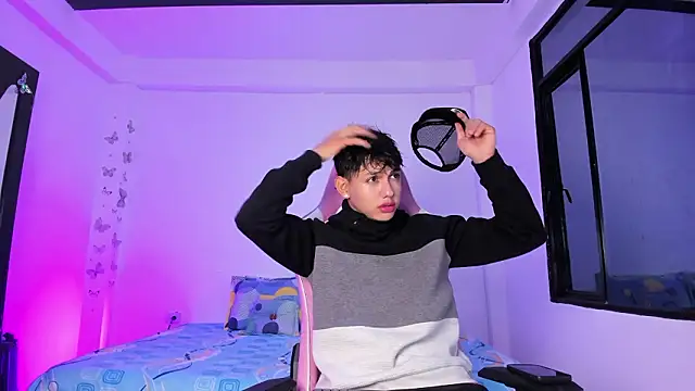 Axel Cody  online show from February 26, 2026, 11:32 am