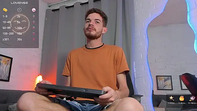 MATEO HUNTER online show from November 17, 2025, 12:03 am