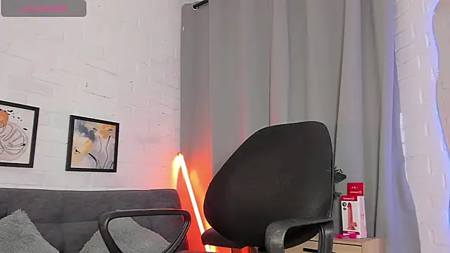 MATEO HUNTER online show from November 18, 2025, 2:38 am