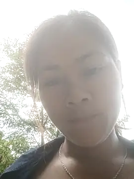 Lyssa-a online show from May 19, 2026, 10:33 am