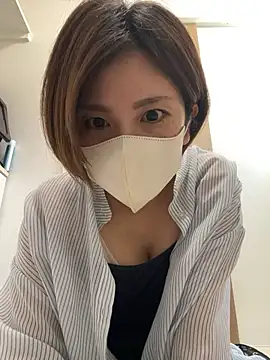 Snapshot of Io_chaaan_xxx chatting on November 6, 2025, 3:21 am Io chaaan xxx online show from November 6, 2025, 3:21 am