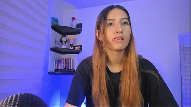 kittyrush  online show from November 17, 2025, 7:23 am