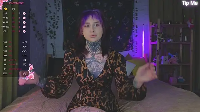 XExotic BabyX online show from November 12, 2025, 9:40 pm