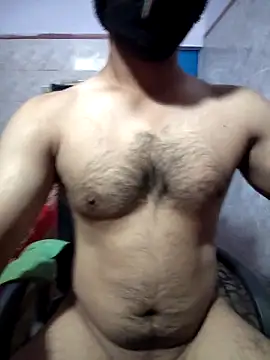 imyoungboymay online show from November 12, 2025, 5:11 am