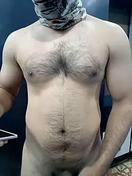 imyoungboymay online show from May 4, 2026, 10:40 am