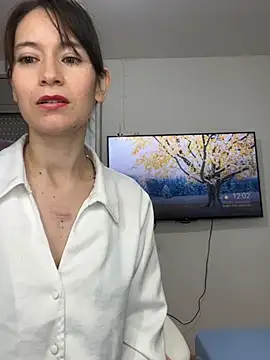 AlanaRius18 online show from February 3, 2026, 11:04 am