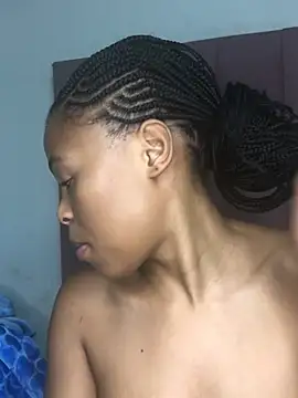 Snapshot of Bubbles156 chatting on March 18, 2026, 7:48 pm Bubbles156 online show from March 18, 2026, 7:48 pm