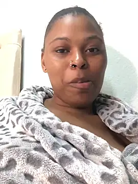 Bubbles156 online show from June 8, 2026, 5:13 pm