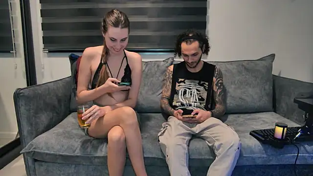 Kinkychaos online show from December 3, 2025, 6:40 pm