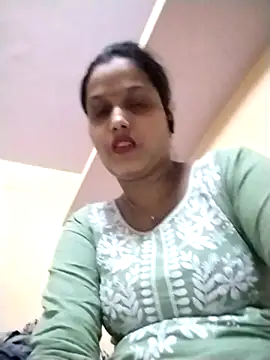 Snapshot of strip_queennn chatting on March 18, 2026, 6:38 am strip queennn online show from March 18, 2026, 6:38 am