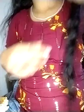 Snapshot of strip_queennn chatting on February 18, 2026, 6:04 pm strip queennn online show from February 18, 2026, 6:04 pm