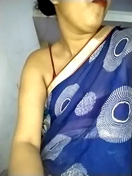 Snapshot of strip_queennn chatting on March 11, 2026, 4:45 pm strip queennn online show from March 11, 2026, 4:45 pm