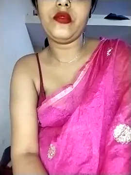 Snapshot of strip_queennn chatting on March 6, 2026, 5:30 pm strip queennn online show from March 6, 2026, 5:30 pm