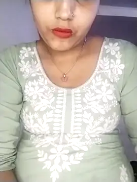 Snapshot of strip_queennn chatting on March 18, 2026, 6:42 pm strip queennn online show from March 18, 2026, 6:42 pm