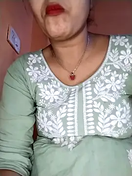 Snapshot of strip_queennn chatting on March 23, 2026, 6:30 pm strip queennn online show from March 23, 2026, 6:30 pm