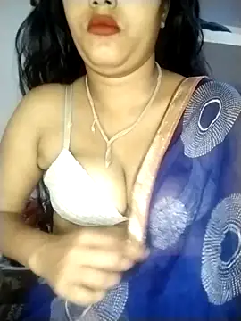 Snapshot of strip_queennn chatting on February 20, 2026, 6:10 pm strip queennn online show from February 20, 2026, 6:10 pm