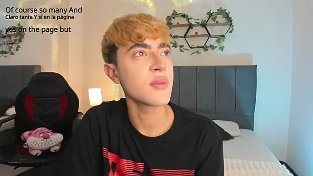 JustinCastiblanco online show from October 22, 2025, 11:20 am