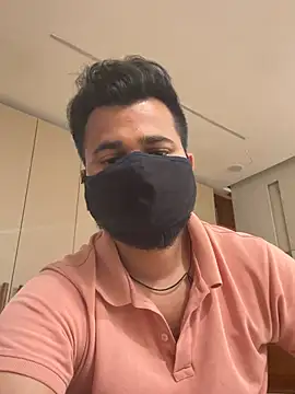 Snapshot of Notme_09 chatting on March 1, 2026, 5:57 pm Notme 09 online show from March 1, 2026, 5:57 pm