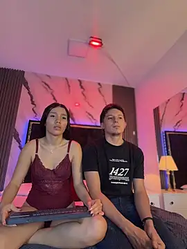 Snapshot of SsexCouplee chatting on June 20, 2026, 10:53 am SsexCouplee online show from June 20, 2026, 10:53 am