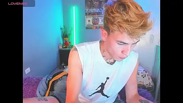 Latin boysxxxx online show from March 14, 2026, 12:27 am