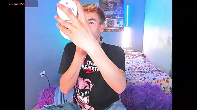 Latin boysxxxx online show from March 12, 2026, 2:39 am