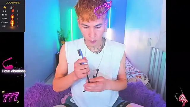 Latin boysxxxx online show from March 16, 2026, 1:13 am