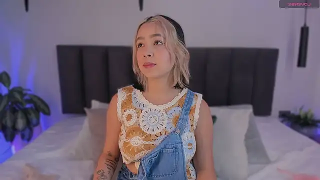 AilanaCortes online show from February 24, 2026, 12:17 pm