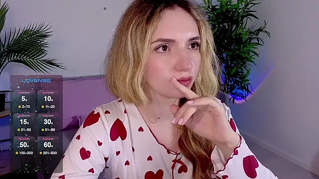 cute cake online show from July 28, 2026, 11:17 am