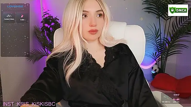 cute cake online show from February 9, 2026, 3:32 pm