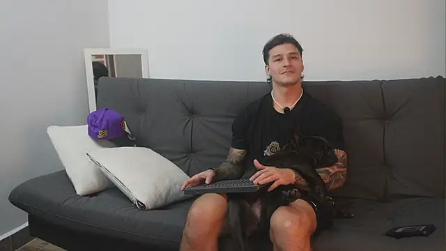 Dominick walker online show from November 15, 2025, 7:18 pm