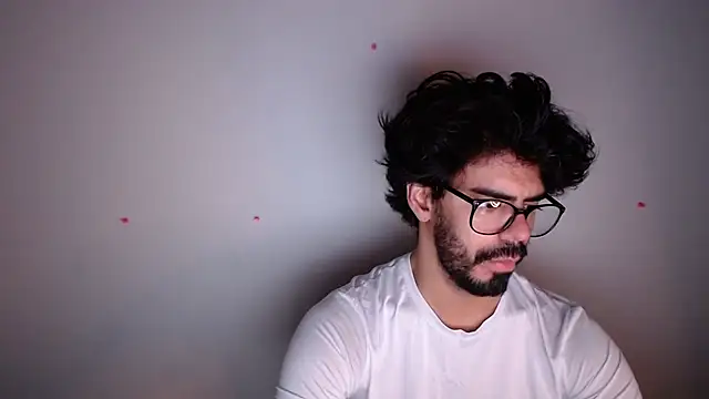 YaniEnvy online show from January 5, 2026, 10:13 pm